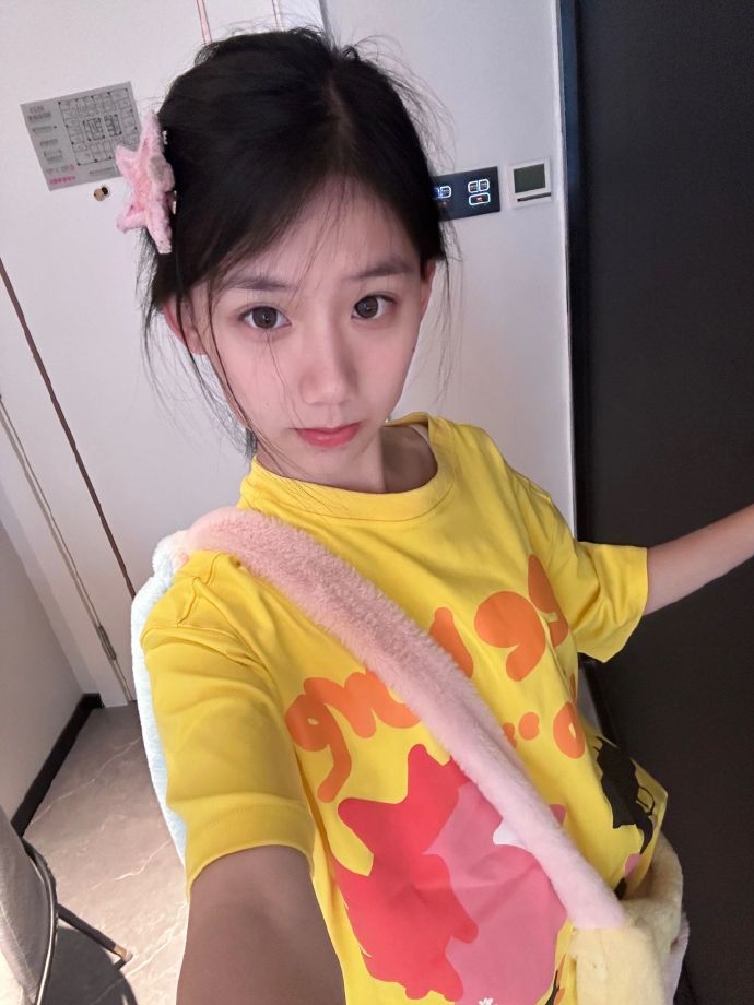 鸣梁 封面